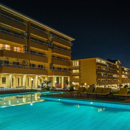 Alaya Stays 1 Bhk With Balcony & Pool - Veera Marina Candolim Extérieur photo