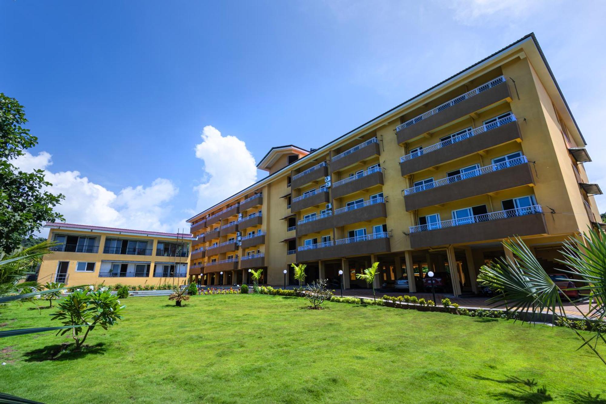 Alaya Stays 1 Bhk With Balcony & Pool - Veera Marina Candolim Extérieur photo