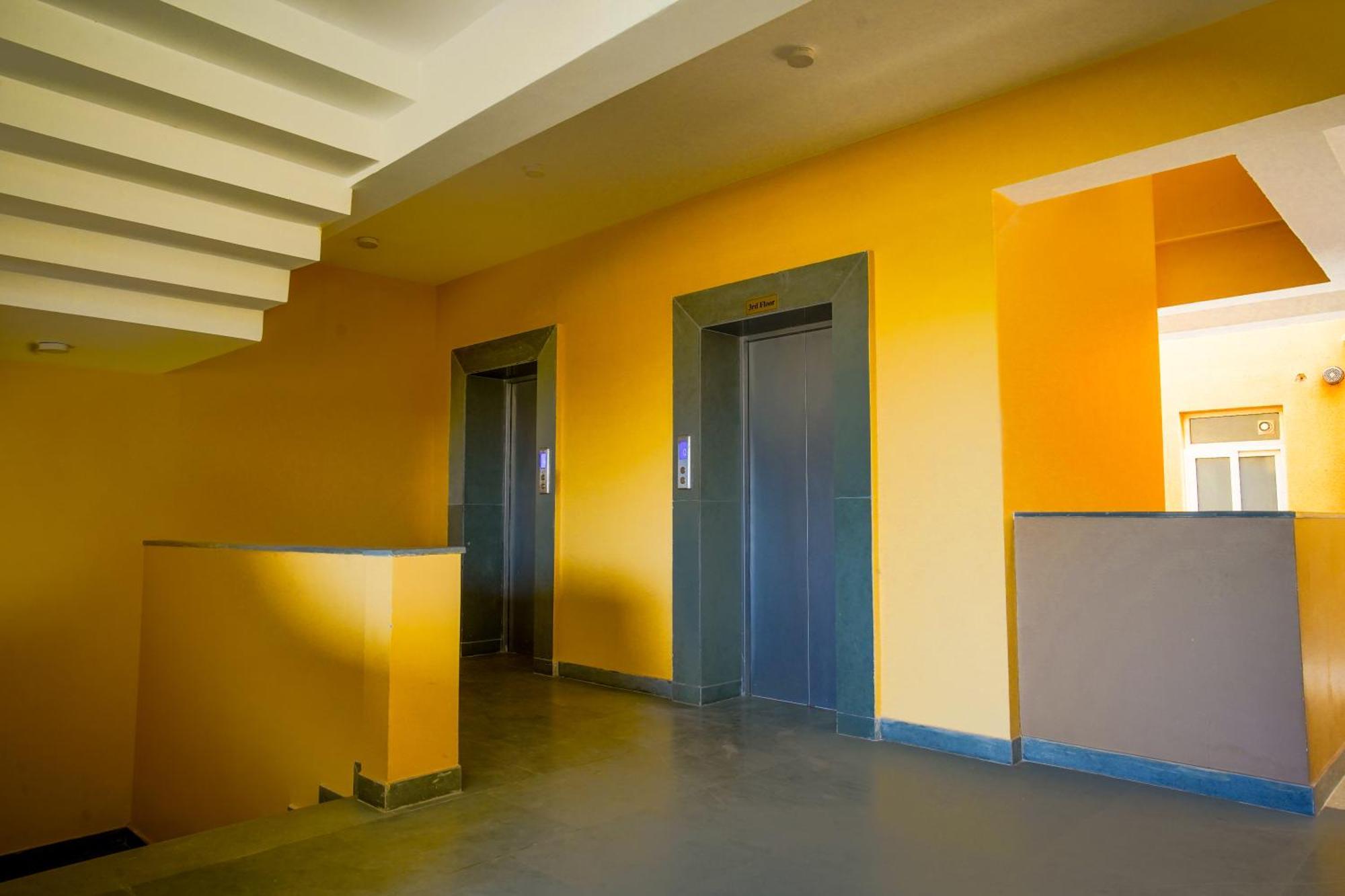 Alaya Stays 1 Bhk With Balcony & Pool - Veera Marina Candolim Extérieur photo
